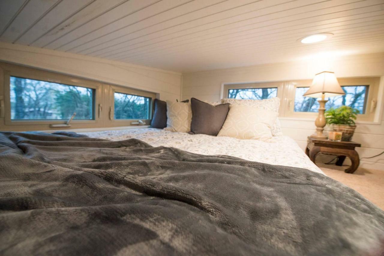 Montana Escape Elegant Tiny House In Waco Near Magnolia Villa Eksteriør billede