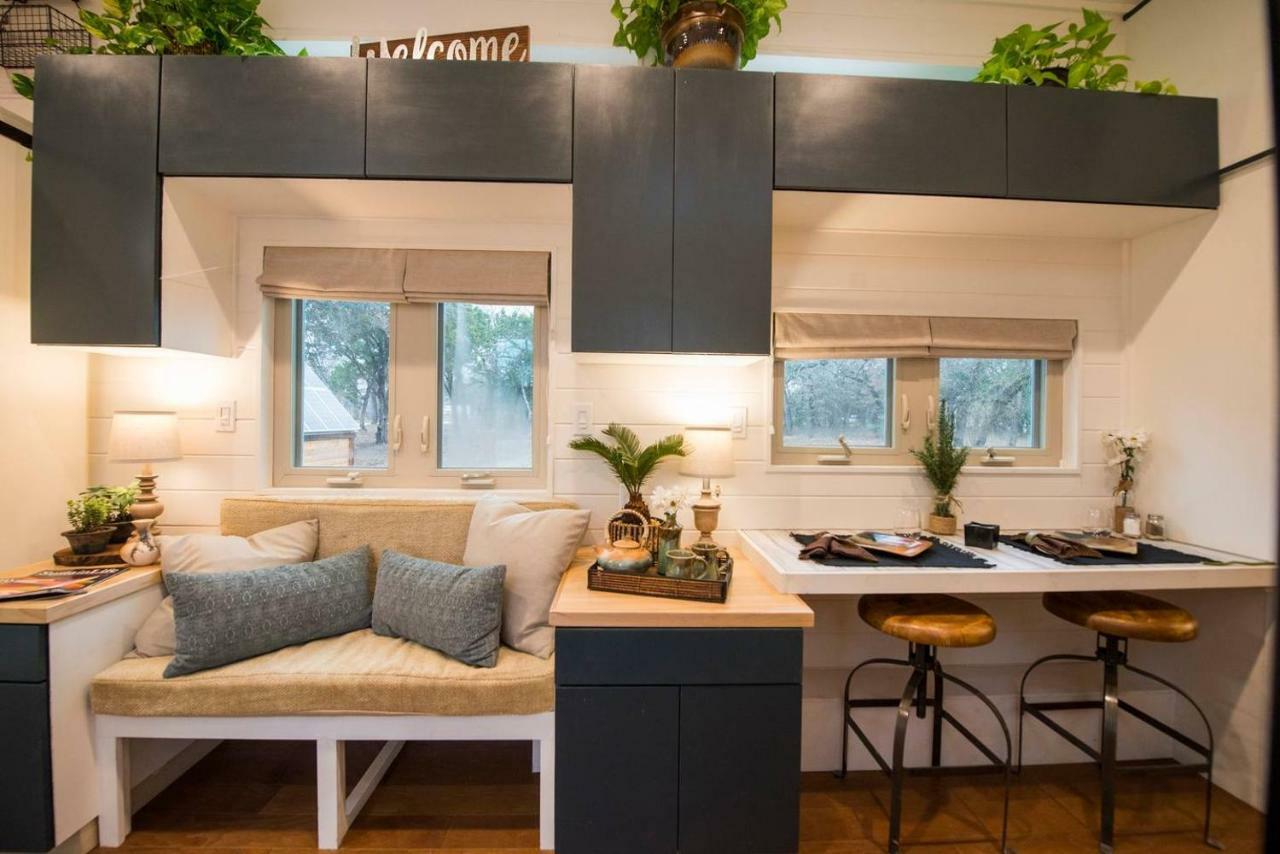 Montana Escape Elegant Tiny House In Waco Near Magnolia Villa Eksteriør billede