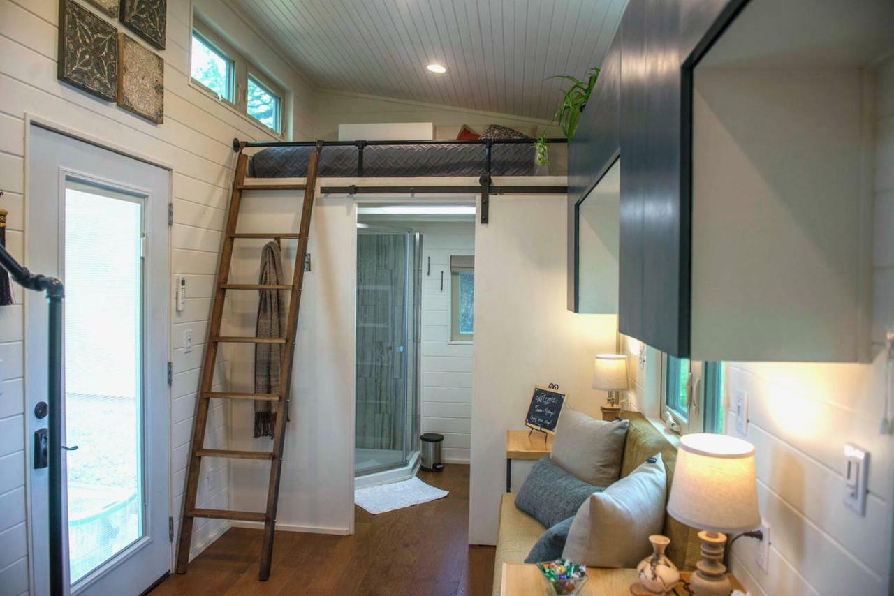 Montana Escape Elegant Tiny House In Waco Near Magnolia Villa Eksteriør billede